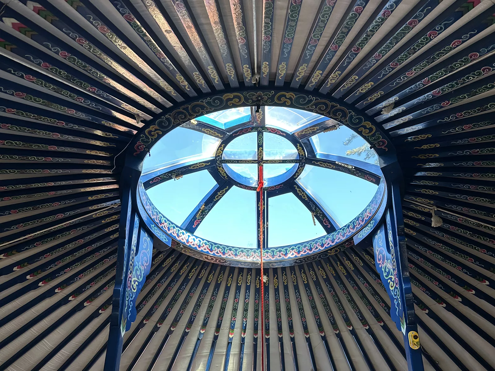Skylight with transparent acrylic finish in a Original Mongolian Yurt