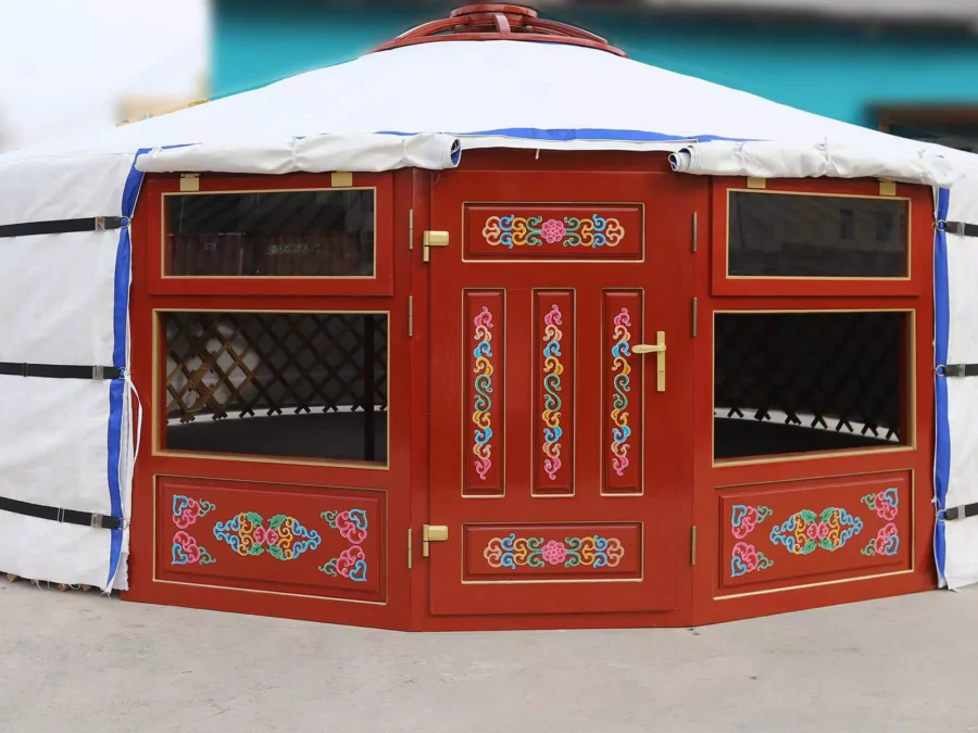 A 22t yurt with 2 front windows (Yurt #22332)