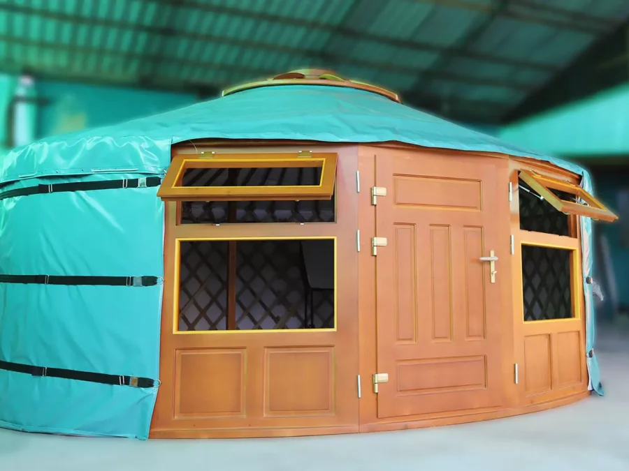 A 16ft yurt with 2 windows (Yurt #24342)