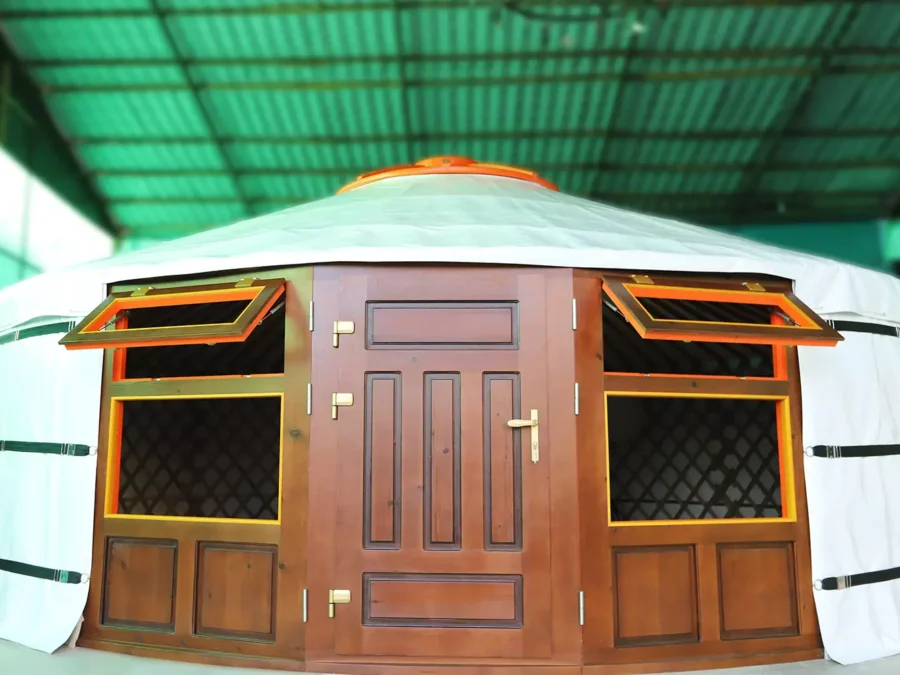 A 22ft (21'8") yurt with 3 windows (Yurt #23350)